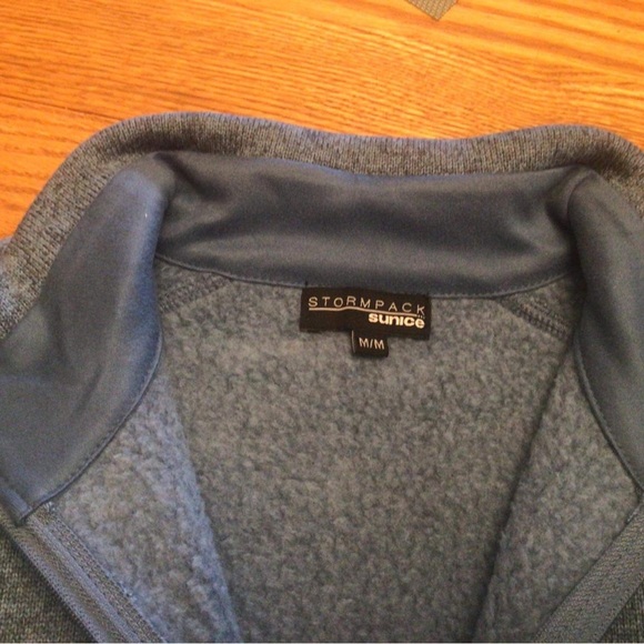 SunIce Ladies Grey 3/4 zip Pullover New with Tags - Picture 2 of 3